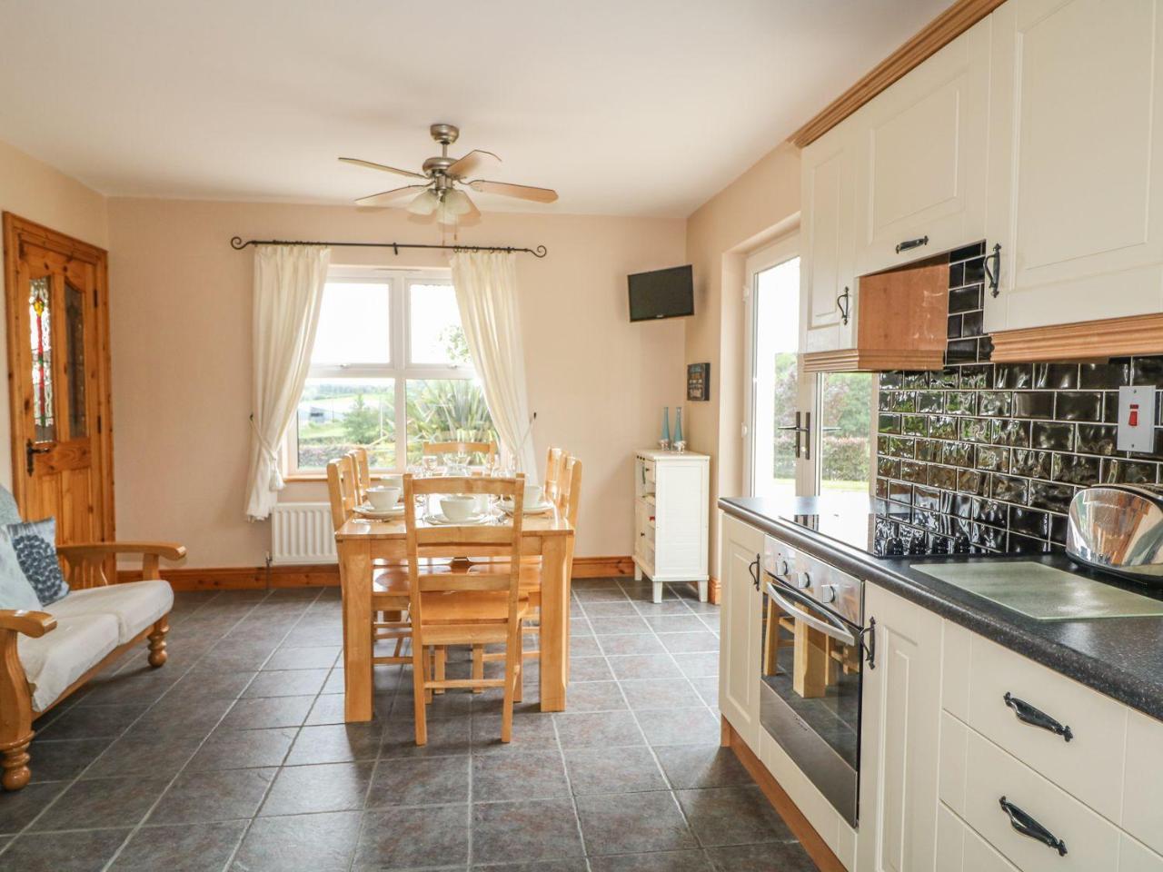 Kate'S Cottage Rathmullan Εξωτερικό φωτογραφία
